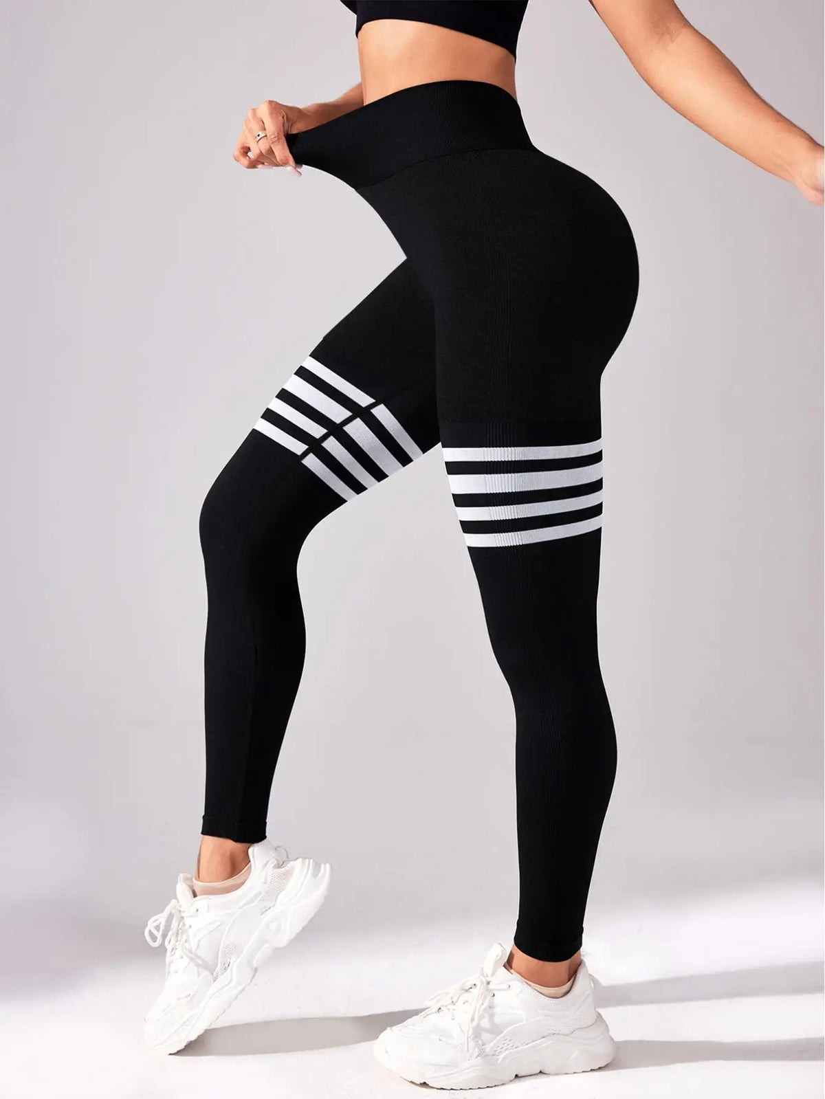 Seamless Scrunch Butt Lifting Leggings for Women Yoga and Gym