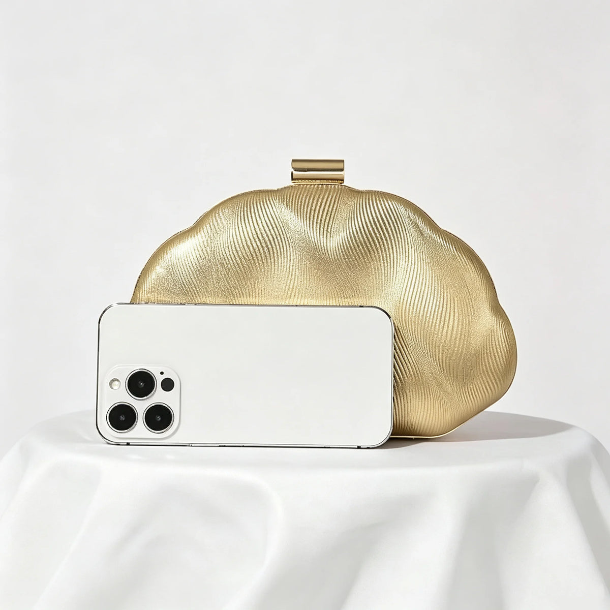 Women Metallic Cloud Shape Evening Clutch Handbag With Chain