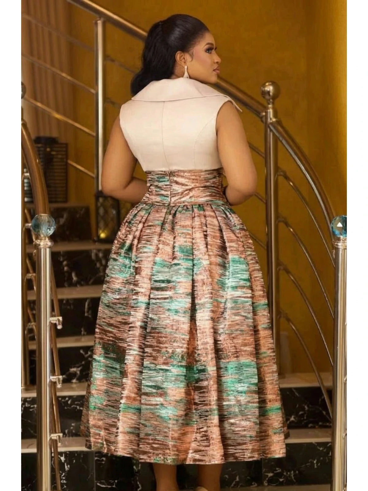 Women Sleeveless Lapel Top And Pleated Midi Skirt Set