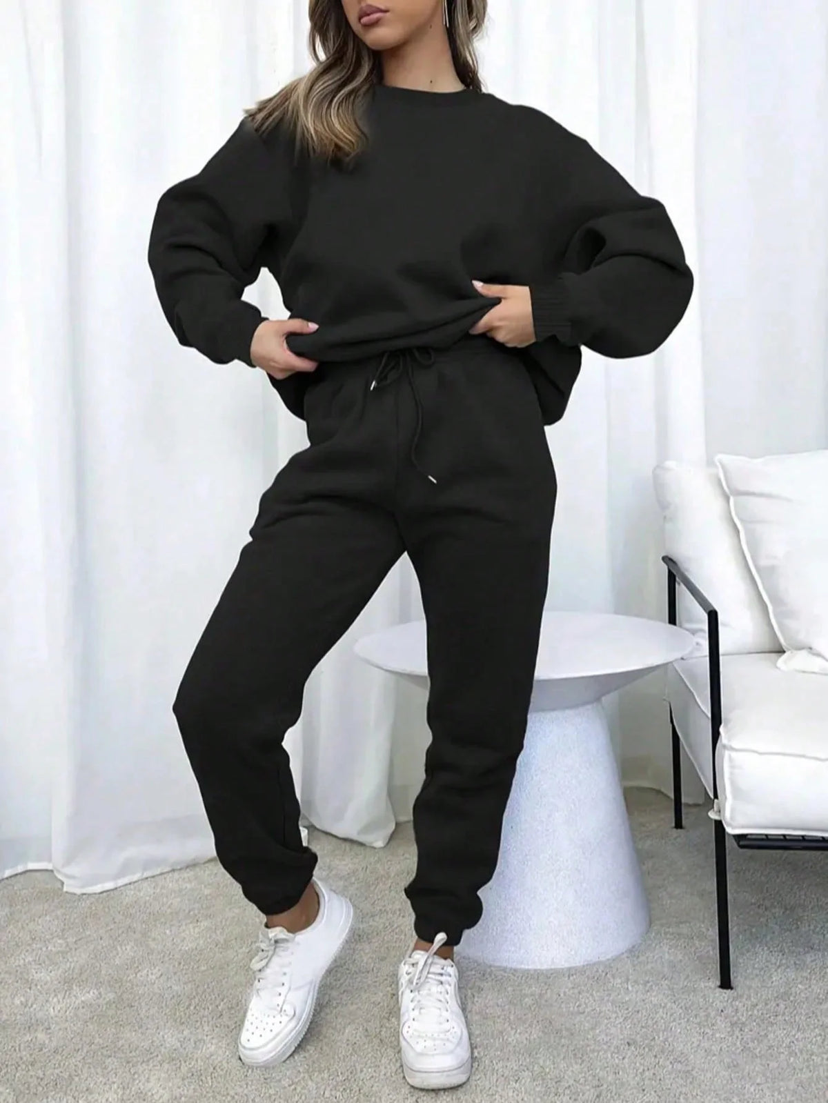 Womens Fleece Crewneck Sweatshirt And Jogger Pants Tracksuit Set