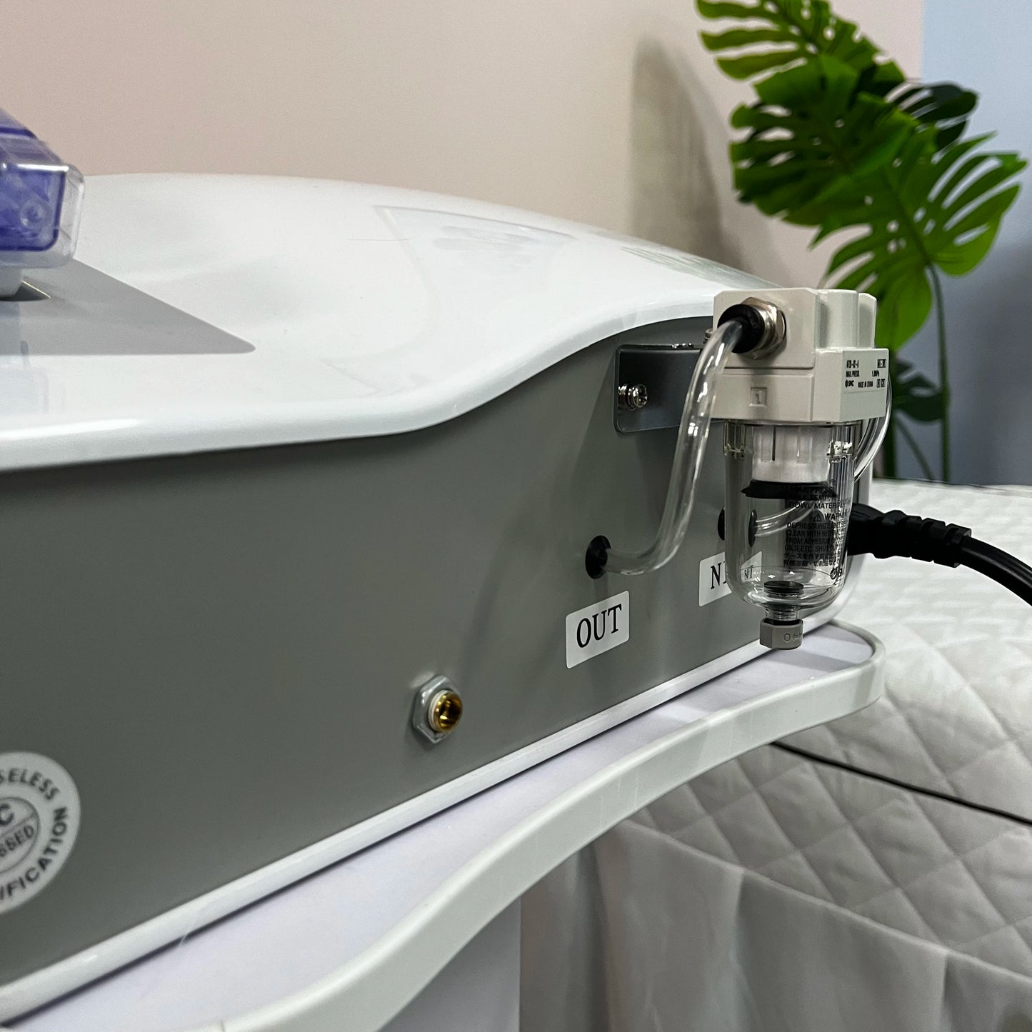 Skin Moisturizing Face Lift Skin Mesu Therapy Gun Wrinkle Removal and Skin Moisturizing Face Lift Otesaly Mesu Therapy Machine