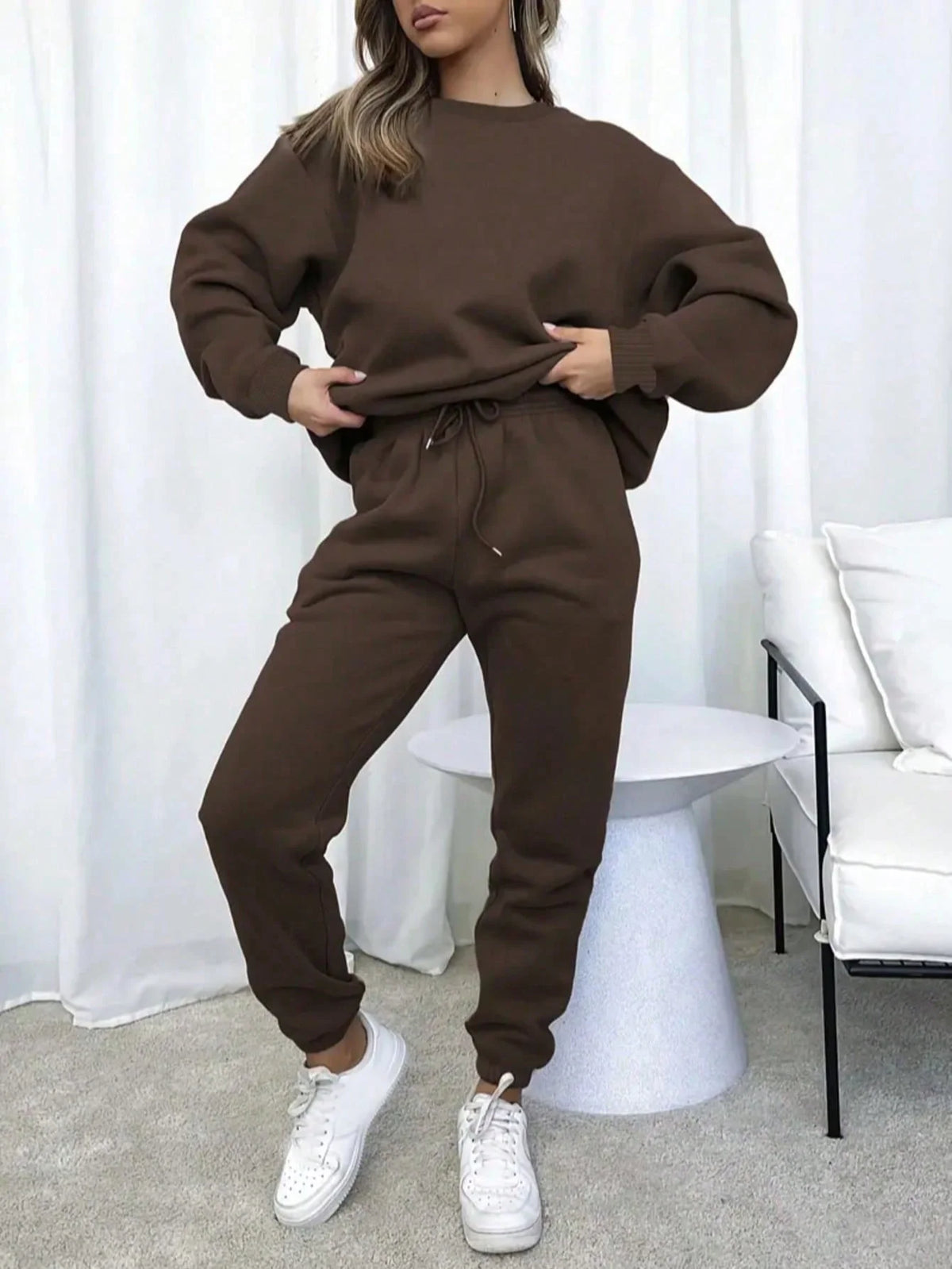 Womens Fleece Crewneck Sweatshirt And Jogger Pants Tracksuit Set