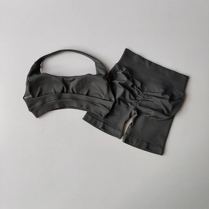 Halter Neck Sports Bra Shorts Set For Yoga Pilates