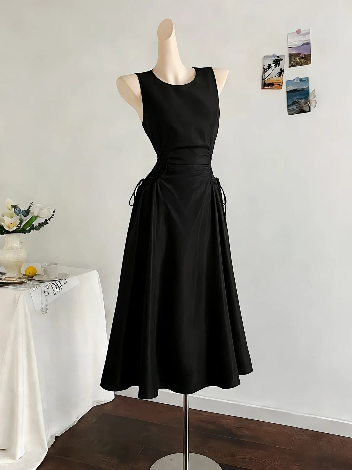 Womens Off Shoulder Bodycon Dress Featuring Elegant Bow Detail