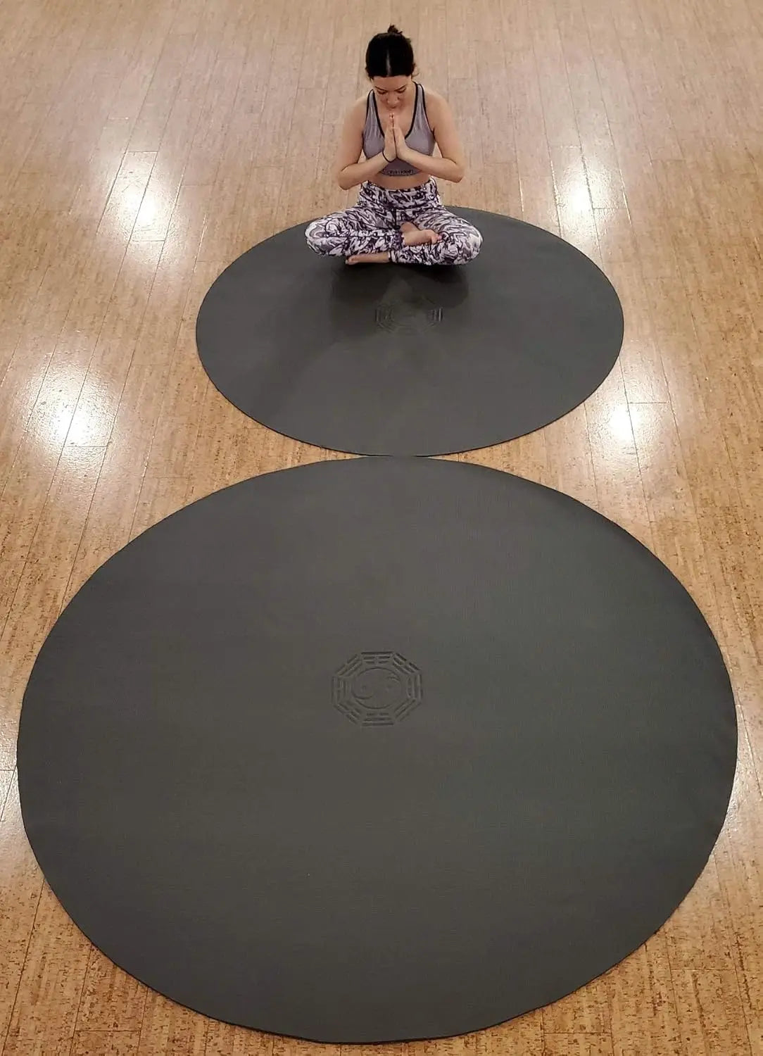 SISYAMA Round Yoga Mat With Tai Chi Symbol For Meditation