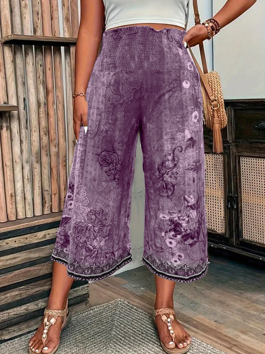 Vintage Purple Floral Paisley Border Print Plus Size Wide Leg Capri Pants, Elastic Smocked High Waist Soft Comfort Boho Casual All Season Printed Cropped Trousers With Pockets For Curvy Women
