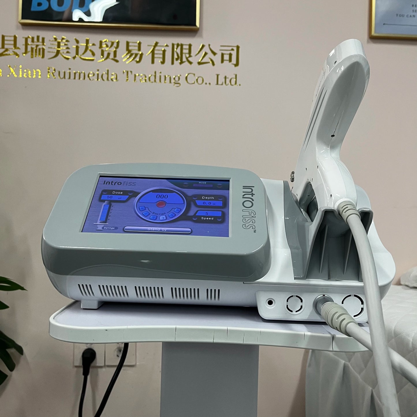 Skin Moisturizing Face Lift Skin Mesu Therapy Gun Wrinkle Removal and Skin Moisturizing Face Lift Otesaly Mesu Therapy Machine