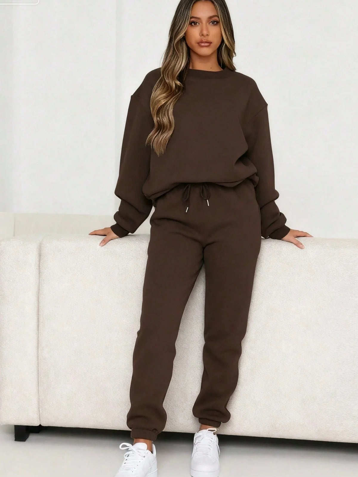 Womens Fleece Crewneck Sweatshirt And Jogger Pants Tracksuit Set